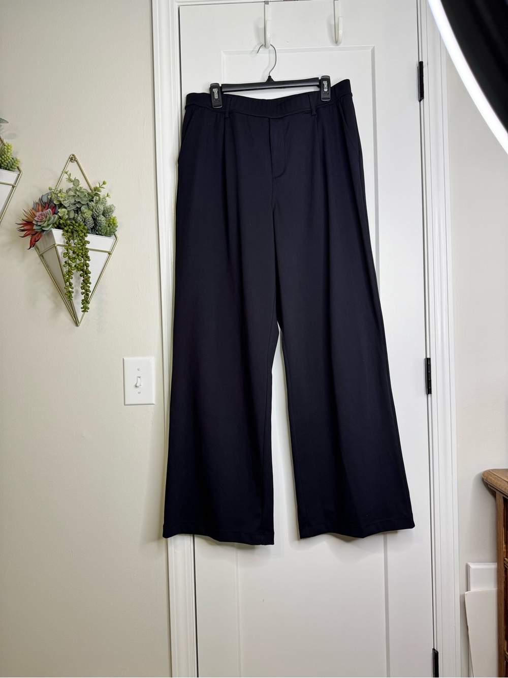 Halara Black Pull On Trouser Pant